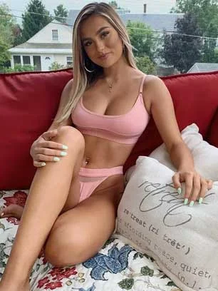 Model Escorts in pamposh-enclave